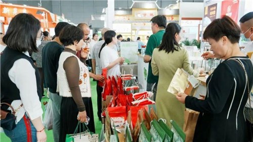農(nóng)博現(xiàn)場丨連續(xù)24屆參展，這家茶企還能玩出什么花樣？